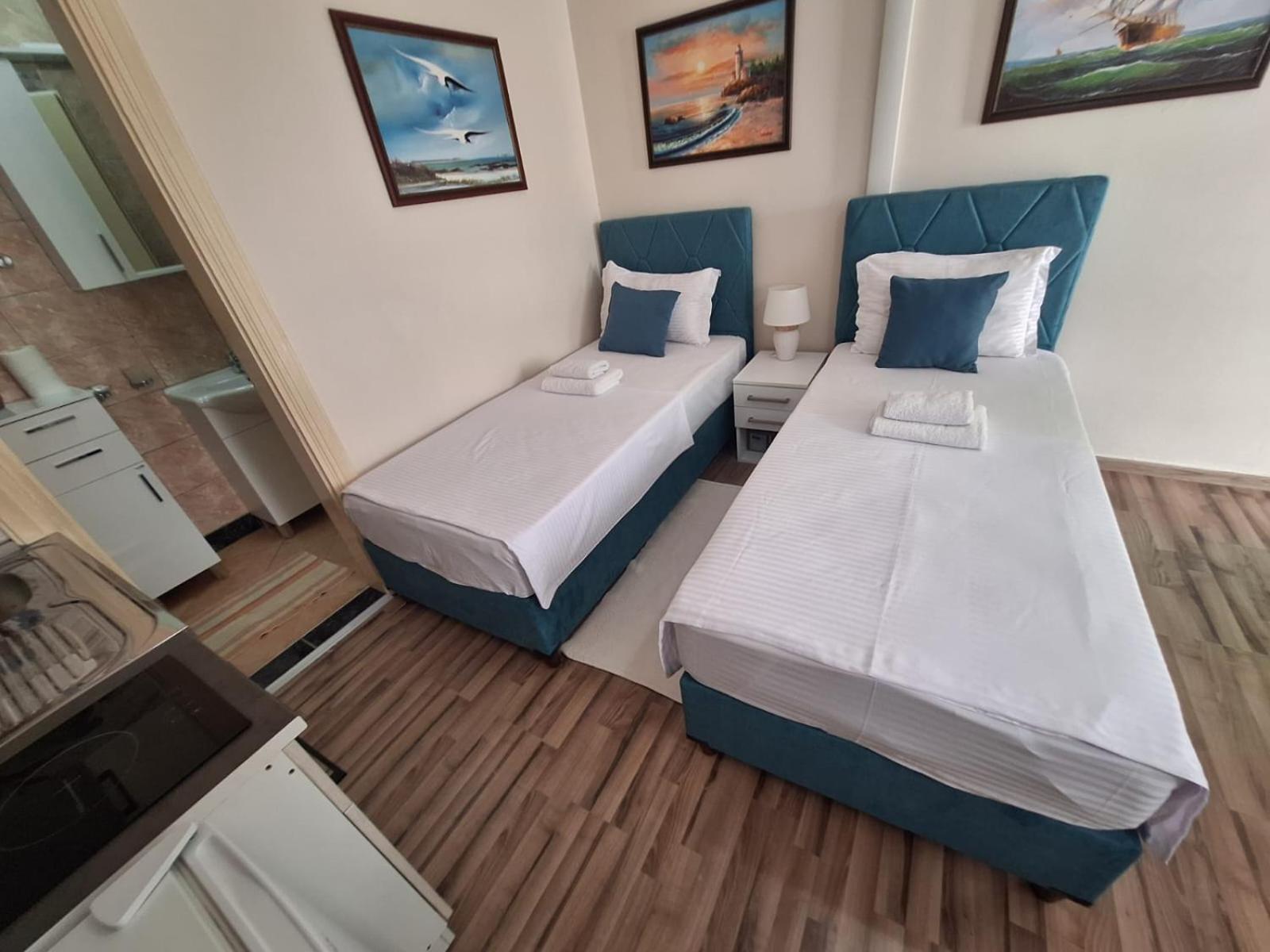 Montesan Luxury Apartment Beach Front Sveti Stefan Exterior foto